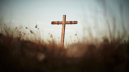 هل عيسى حي أم ميت وهل رفع إلى السماء ؟